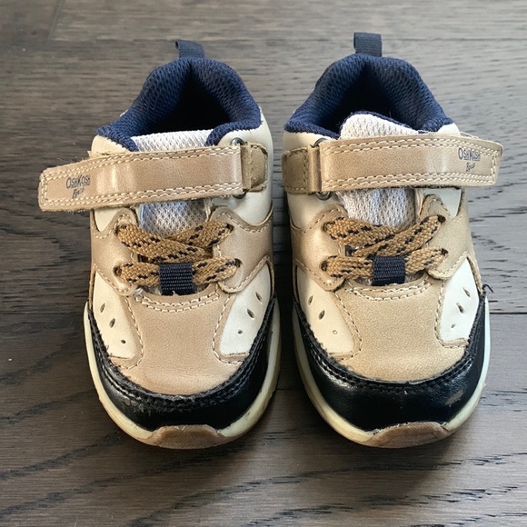 Osh Kosh Sneakers - Picture 2 of 10